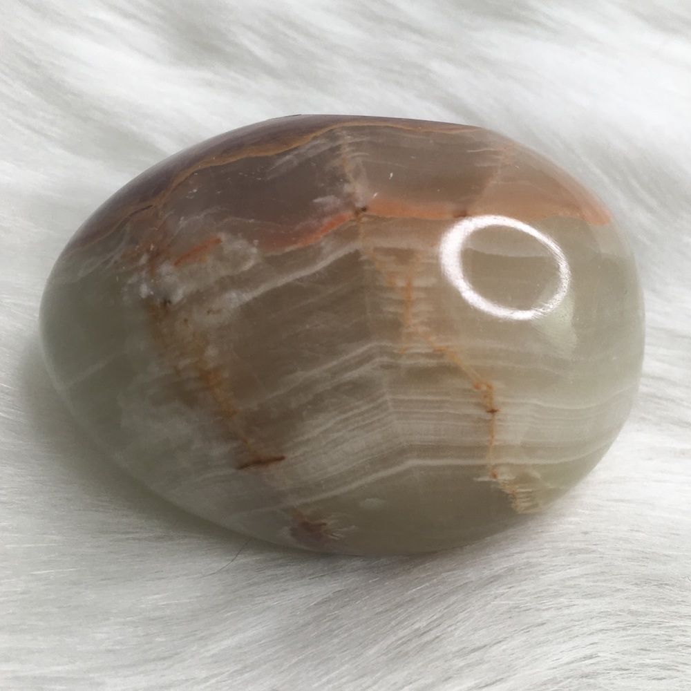 Cream Red Brown Quartz Crystal Agate Stone Gemstone Egg Tchotchke